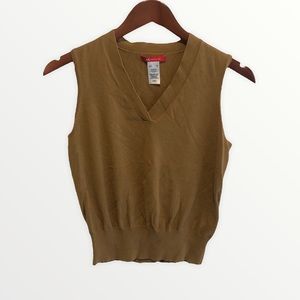 Anne Klein sleeveless knit top